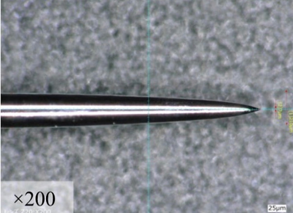 microscopic image of No.4 acupuncture needle